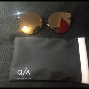 QUAY LEXI sunglasses NWOT